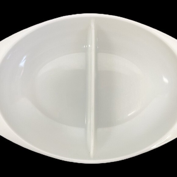 Vintage Pyrex Oval Divided Casserole‎ Dish - Picture 4 of 16